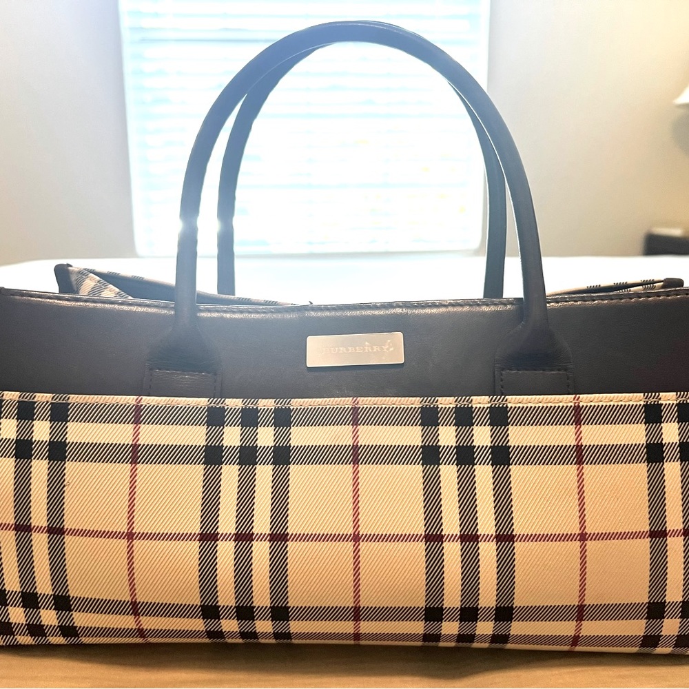 Burberry hand bag